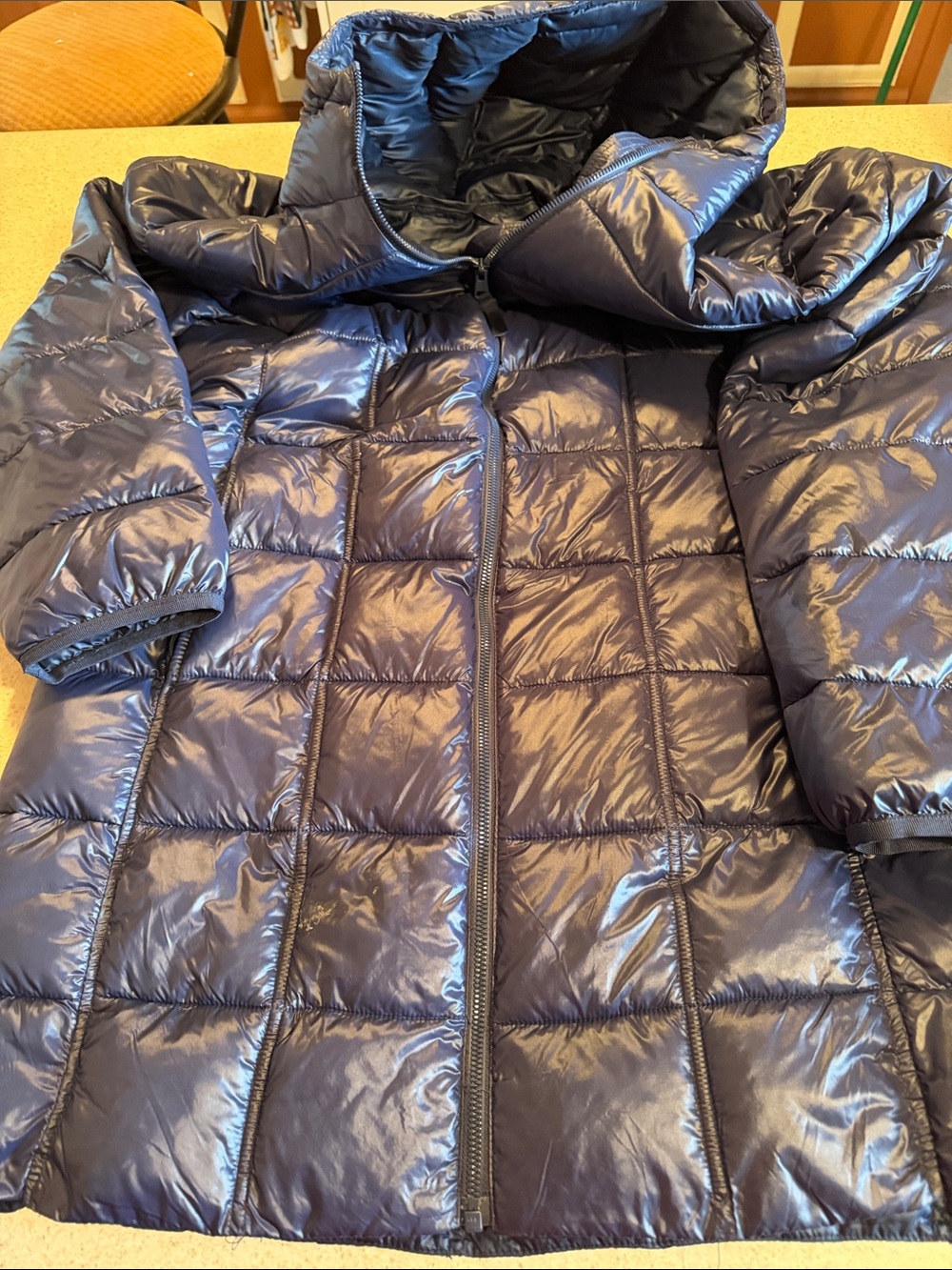 Women’s Quilted Hooded Puffer Jacket in Navy knee length